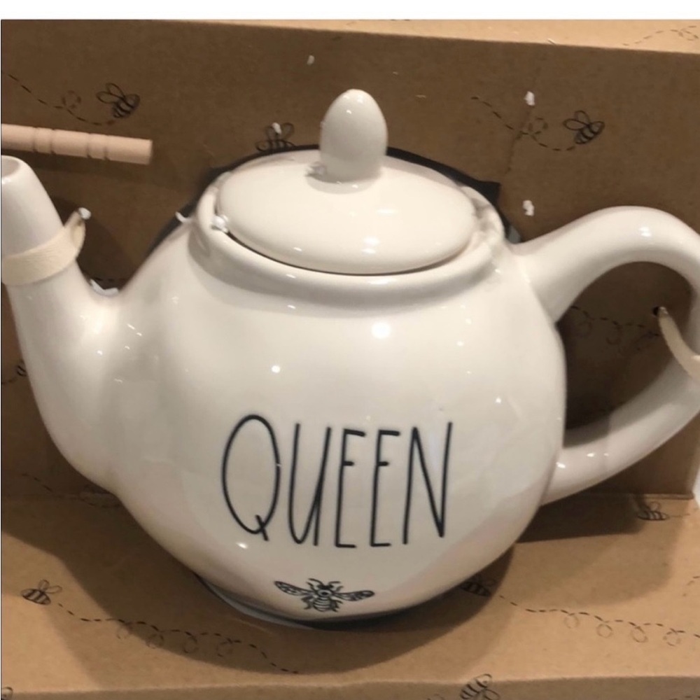 Rae Dunn Queen White Ceramic Teapot - Classic Home Kitchen - Picture 2 of 5